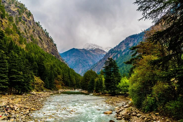 A Comprehensive Guide to Swat Valley: Pakistan’s Hidden Gem